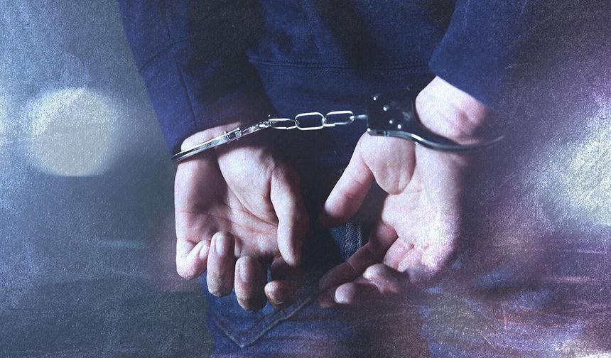 Kuşadası'nda Dev Uyuşturucu Operasyonu: Evinde Düzenek Kuran Şüpheli Tutuklandı!