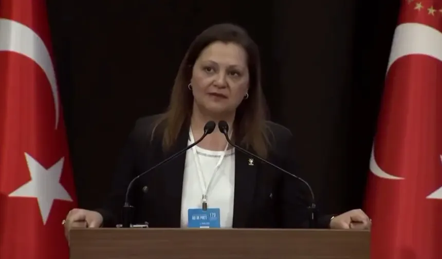 Afyonkarahisar Belediye Başkanı Burcu Köksal AK Parti’ye geçti!