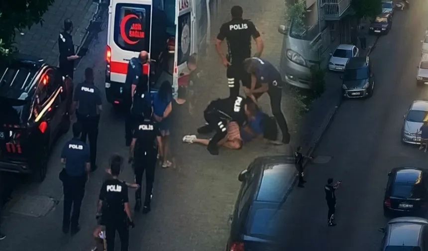 Aydın'da sokakta panik: Kadın, samuray kılıcıyla ortalığı birbirine kattı!