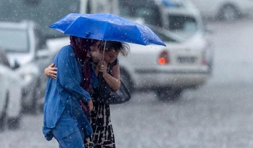 Ege'ye sağanak yağış uyarısı! İzmir, Manisa, Aydın, Muğla, Denizli, Uşak, Kütahya, Afyon...