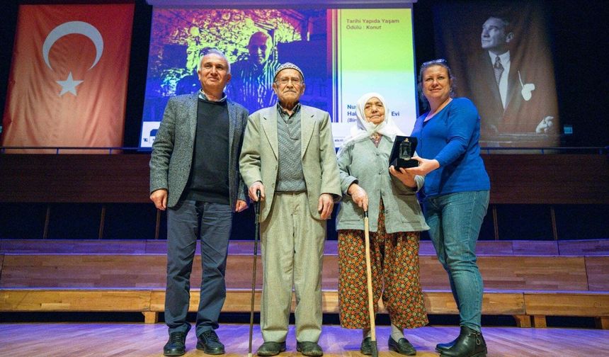 İzmir'de Tarihe Saygı Ödülleri için başvurular başladı!
