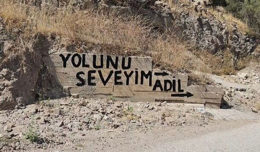 İzmir'de asfalt isyanı: Yıllardır yapılmayan yol tepki çekiyor!