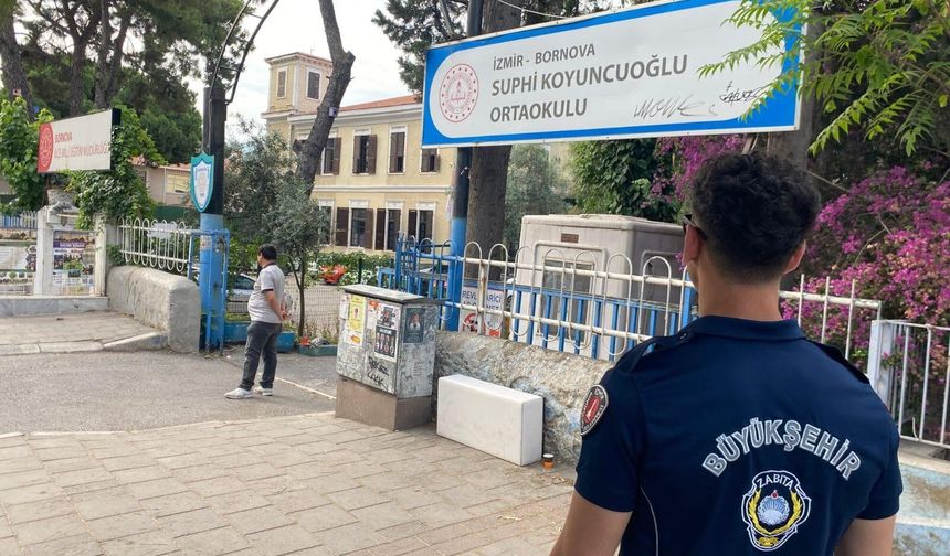 İzmir’de LGS önlemleri: Geç kalan öğrenciler sınav merkezine ulaştırıldı!