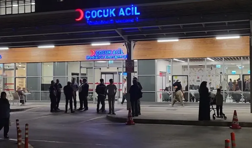 Kütahya'da hemzemin geçitte feci kaza: 1 kişi hayatını kaybetti, 3 yaralı var!