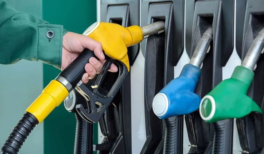 Motorine indirim geliyor: Bu gece yarısından itibaren geçerli olacak!