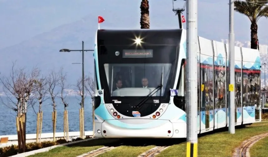 İzmir'de tramvay kullananlar dikkat: Pazar günü bazı duraklarda sefer yok!