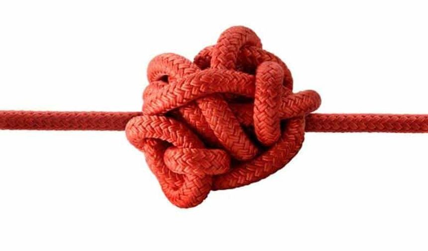 Bilim insanları tesadüfi bir keşifle dünyanın en küçük düğümünü oluşturdu