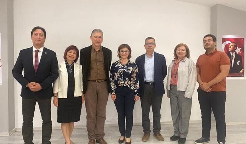 İzmir Tabip Odası 2024-2026 Dönemi Yönetim Kurulu ilk toplantısı gerçekleştirildi
