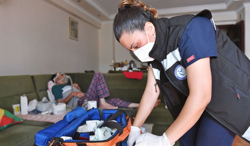 Büyükşehir Belediyesi Şifa Dağıtıyor