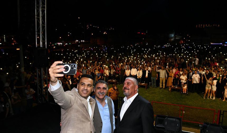 Çiğli Erdal Erzincan ile “Yaza Merhaba” Dedi 