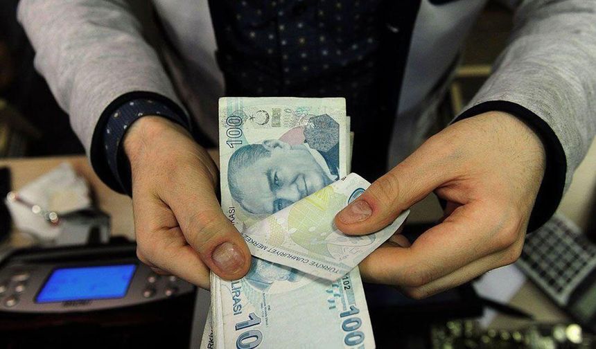 Emekli veya çalışan fark etmez 82.000 TL kredi veriliyor! Banka hesaplarına yatmaya başladı