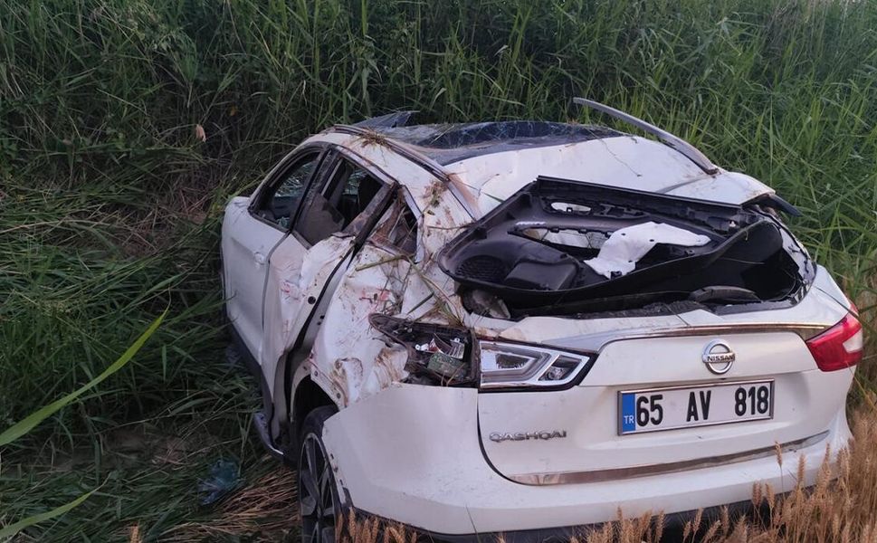 Manisa'da kaza: 2'si çocuk 3 kişi yaralandı!