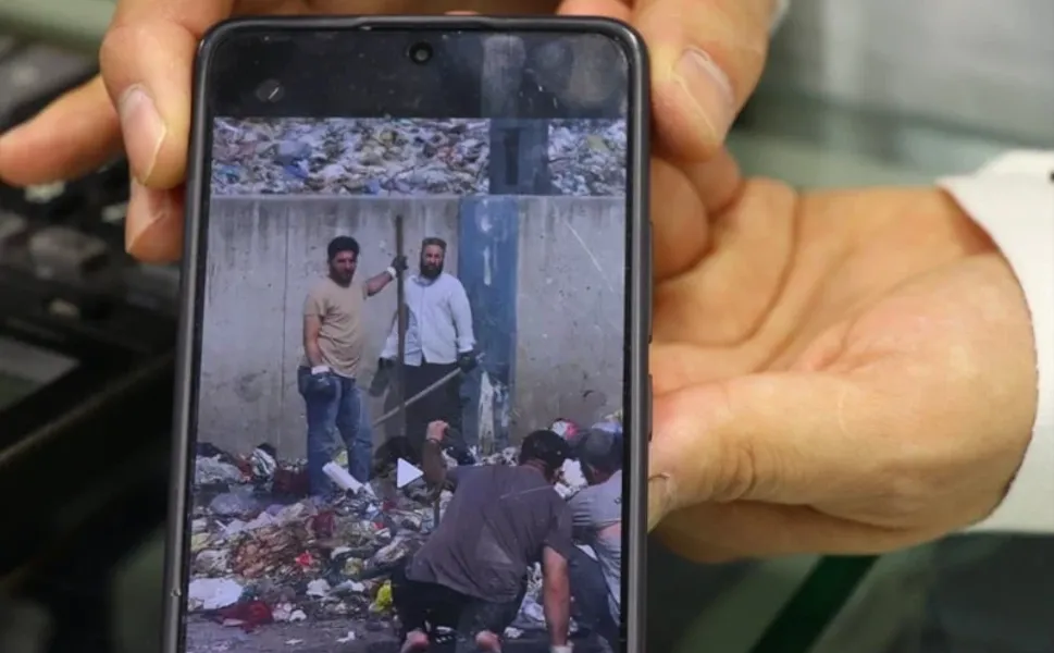 İzmir'de 400 bin TL yanlışlıkla çöpe atıldı: 15 ton çöpün arasından bulundu!
