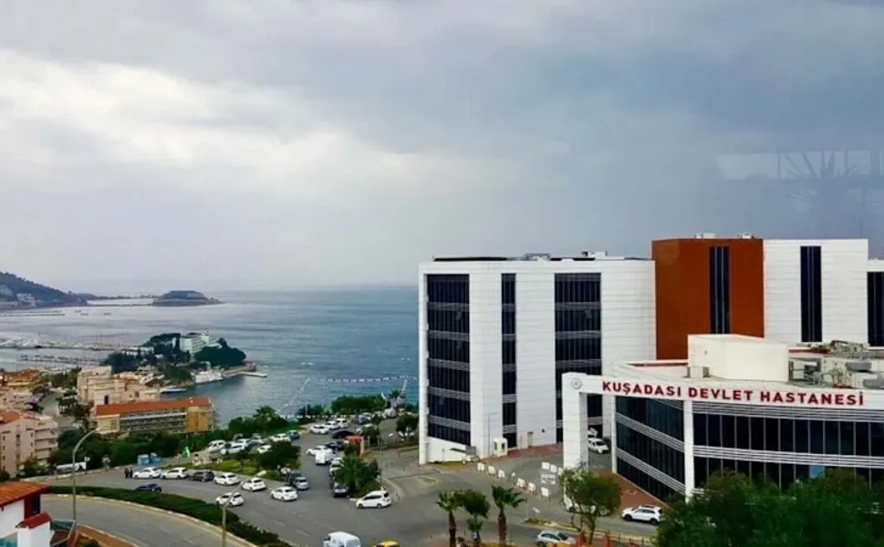 Aydın Kuşadası'nda otelde kalanlar zehirlendi: Çok sayıda kişi hastanelik oldu!