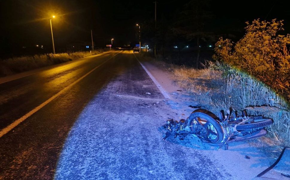 Afyonkarahisar'da otomobille motosiklet çarpıştı: 17 yaşındaki gençten acı haber!