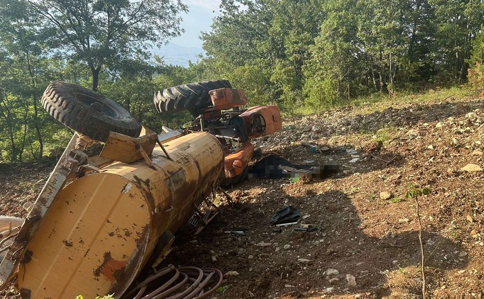 Kütahya'da traktör kazası: 44 yaşındaki çiftçi hayatını kaybetti!