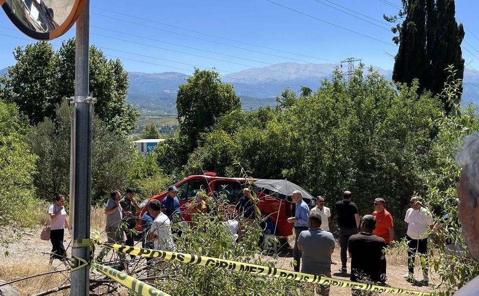 Muğla'da kahvaltıya giden nişanlı çift kaza yaptı: Sürücü hayatını kaybetti, kadın yaralandı!