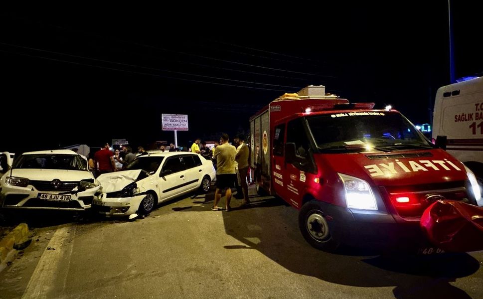Muğla&amp;#039;da kaza: 2&amp;#039;si çocuk 4 yaralı var!
