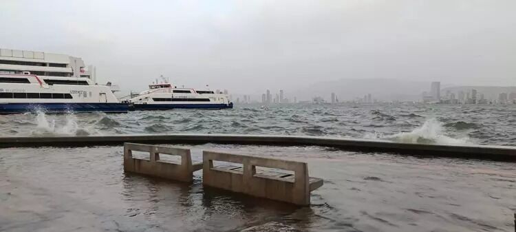 İzmir’de Fırtına Kabusu (3)