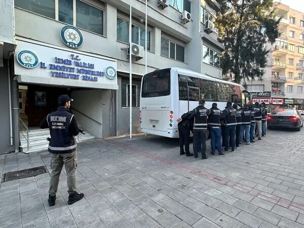 İzmir’de ‘Genç Osman’ Operasyonu (1)