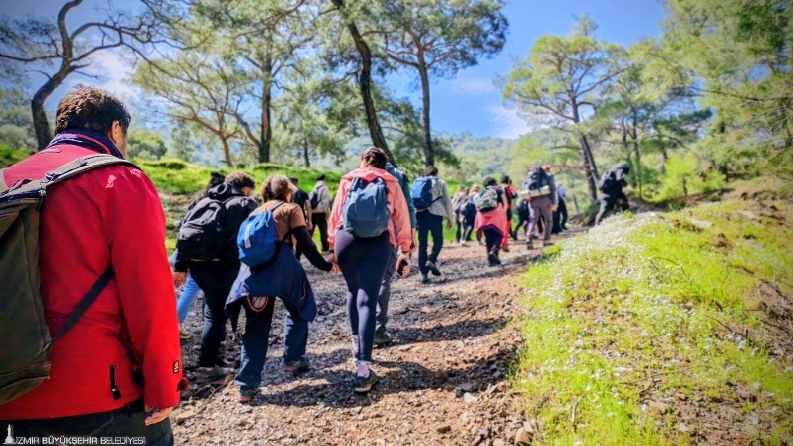 Efes Mimas Yolu’nda Bahar Yürüyüşü (4)
