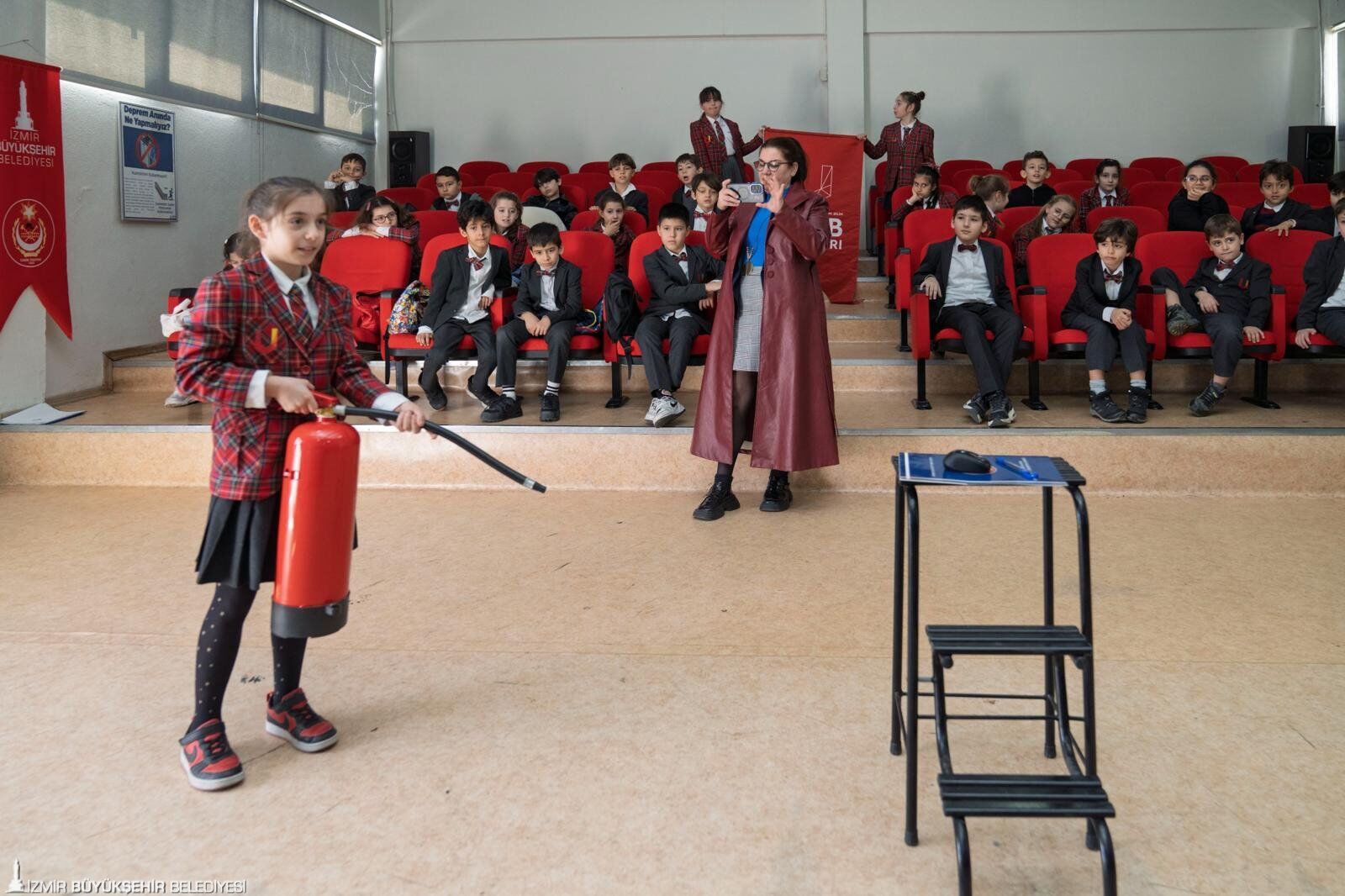 İzmir Büyükşehir Belediyesi (2)-3