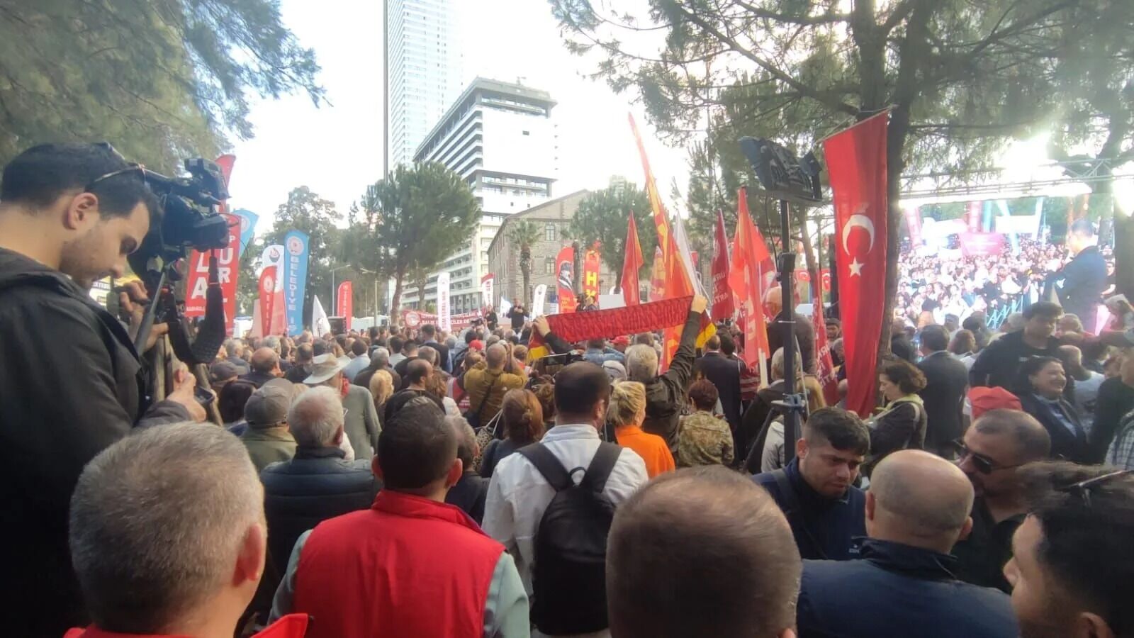İzmir’de Meslek Fabrikası İçin Dev Miting (3)