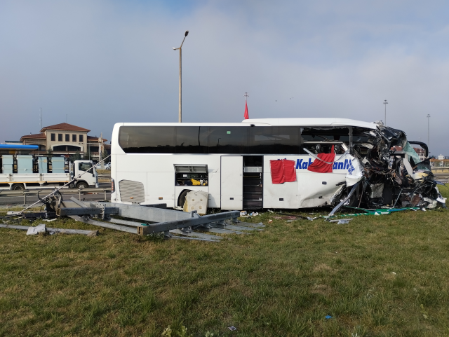 Boluda Yolcu Otobusu Bariyer V 20029428 9624 1 M