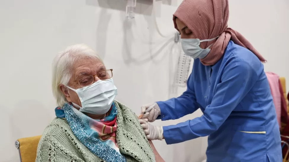 65 yaş üstüne uyarı
