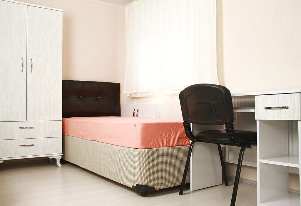 İzmir öğrenci yurtları